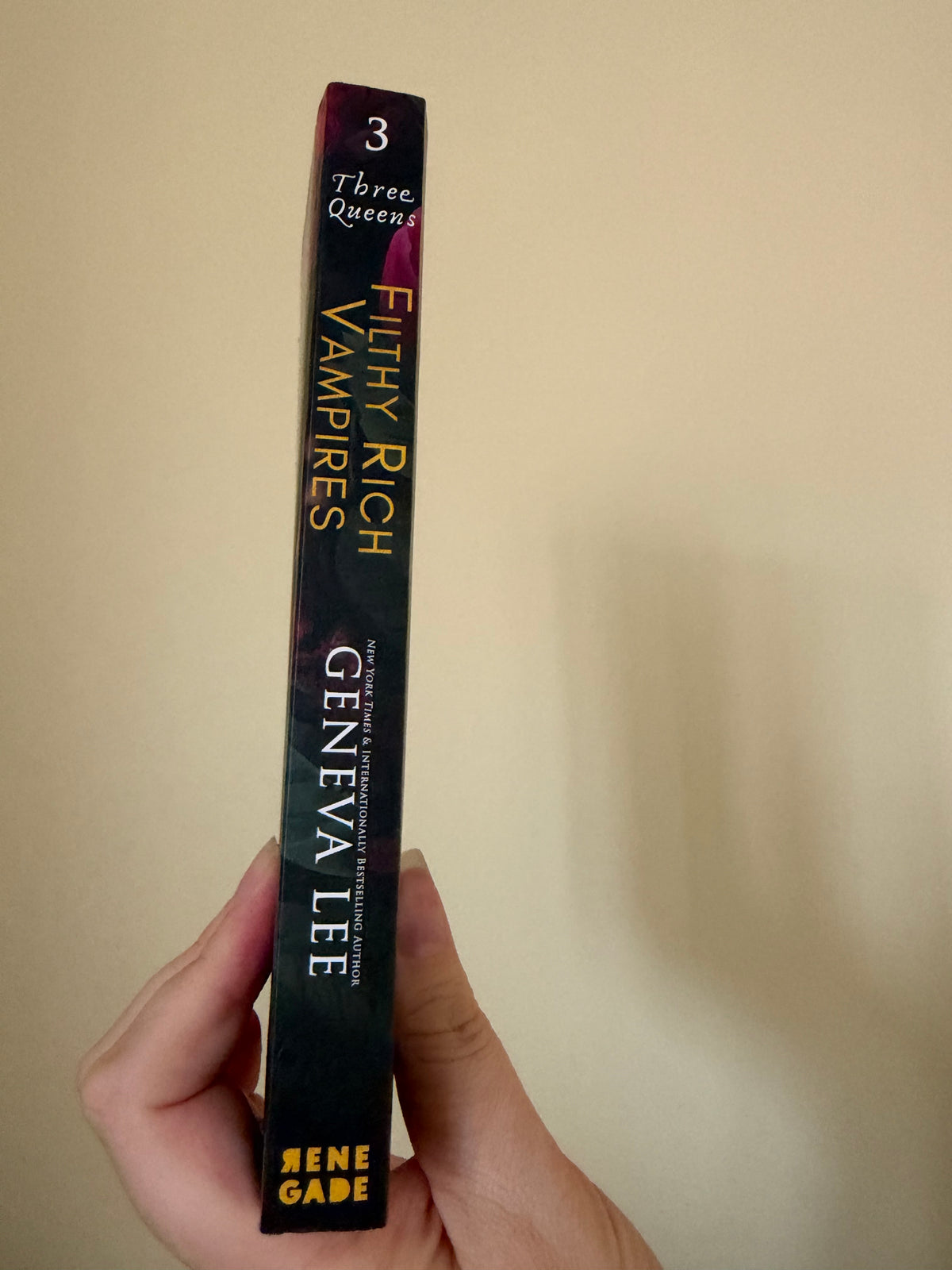 Geneva Lee - Filthy Rich Vampires Three Queens