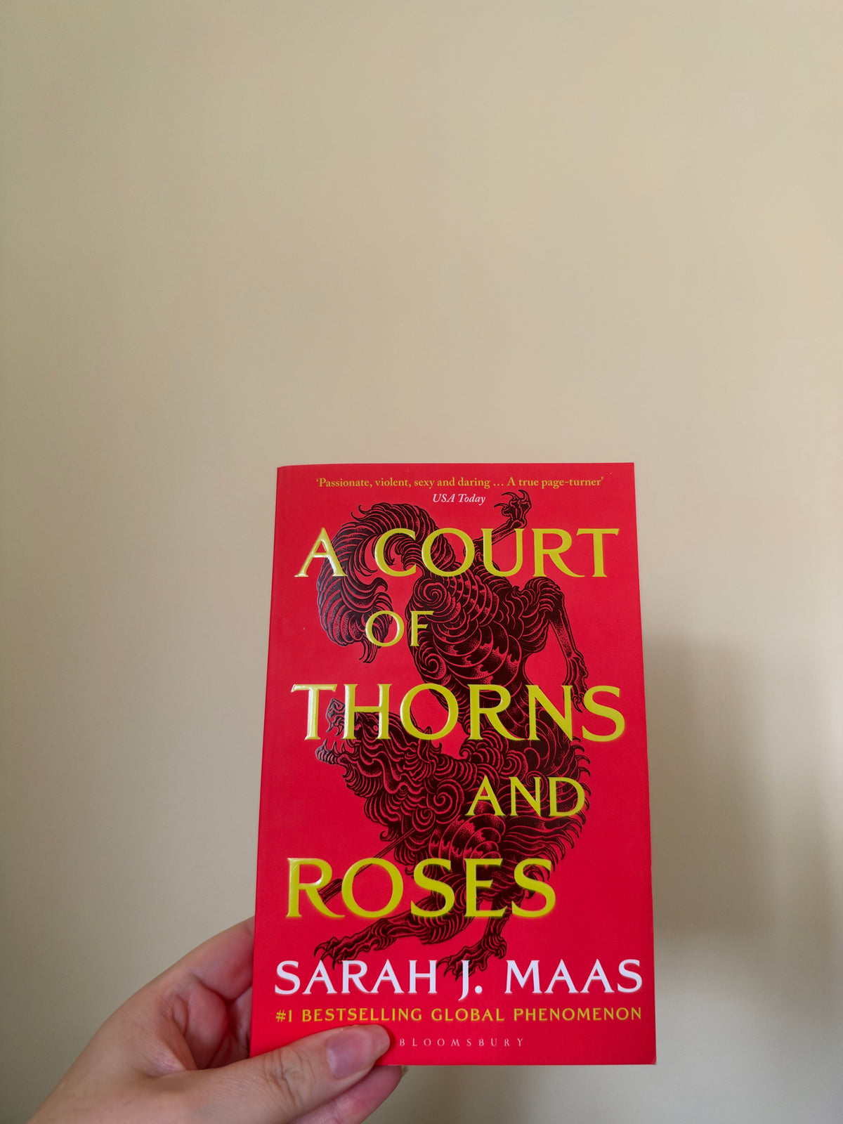 Sarah J Maas - A Court of Thorns and Roses