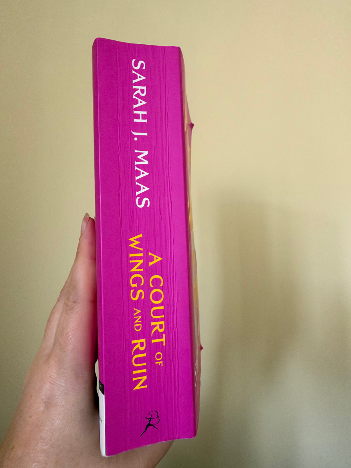Sarah J Maas - A Court of Wings and Ruin