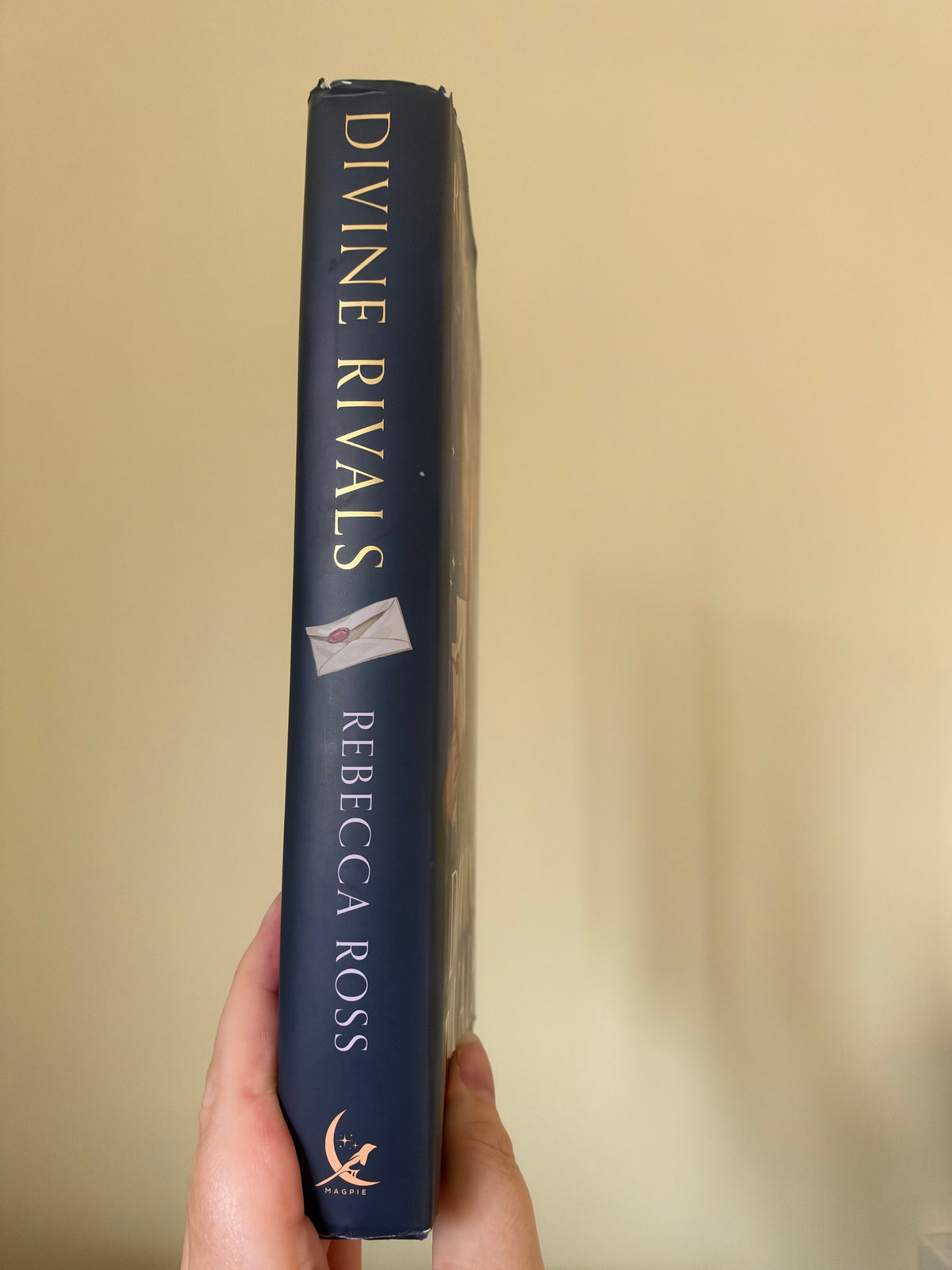 Rebecca Ross - Divine Rivals (Hardback)