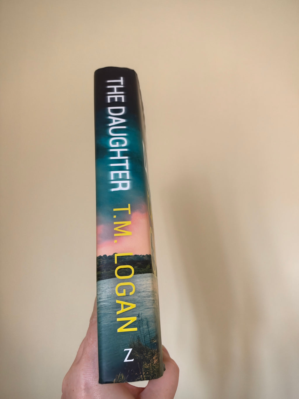 TM Logan - The Daughter (Hardback)