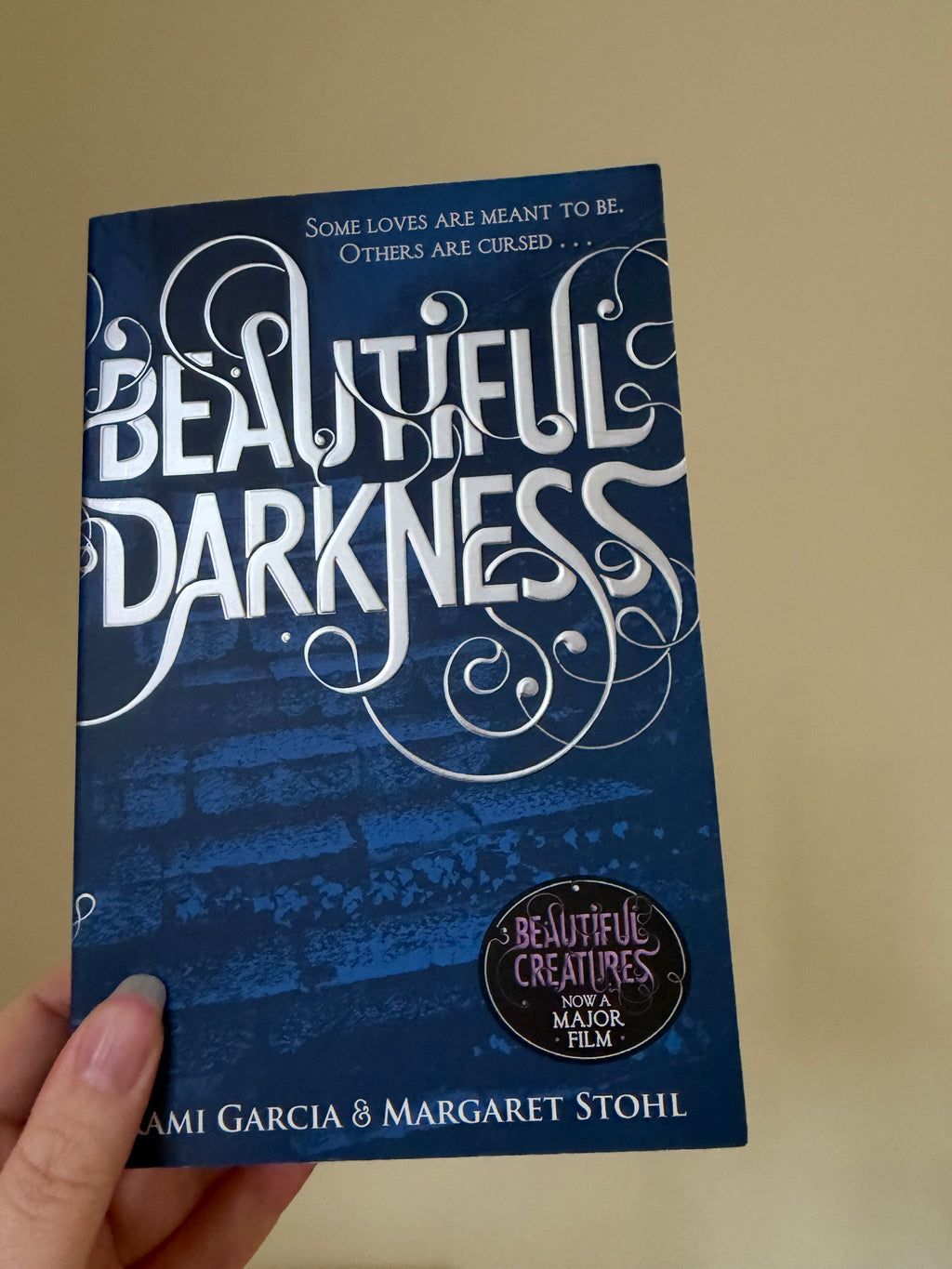 Kami Garcia and Margaret Stohl - Beautiful Darkness