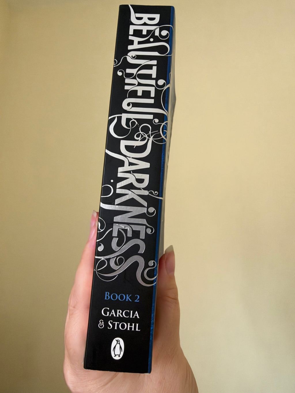 Kami Garcia and Margaret Stohl - Beautiful Darkness